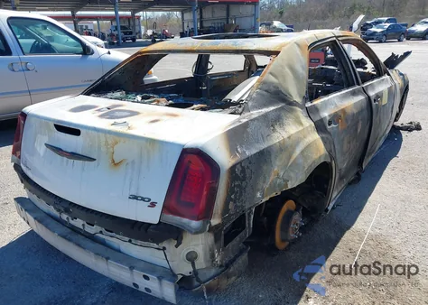 2021 Chrysler 300 300S из США, поврежденный, VIN 2C3CCABG1MH585486